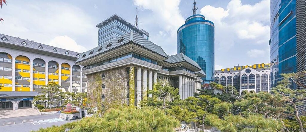 서경대학교가 무전공 지원부터 글로벌 연수 프로그램까지 다각도로 운영하며 차별화된 취업 지원 체계를 구축해 가고 있다.
