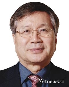 채성준 서경대 군사학과 교수 칼럼: [ET단상] 비트코인 하락, 디지털금융의 미래를 묻다