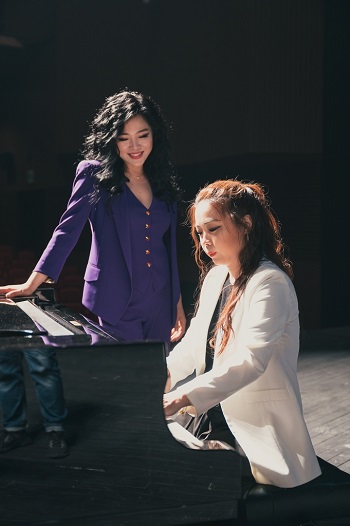 재즈 보컬리스트 웅산과 피아니스트 배장은.jpg