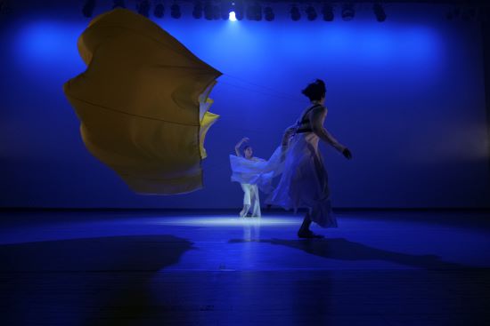 2023 춤판 고무신 춤축제(2).jpg