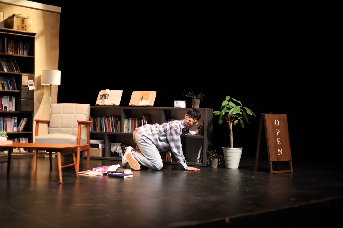 2024학년도 2학기 산업체 연계형 캡스톤 디자인·학습자 주도형 창작 프로젝트 ‘카사블랑카’ 무대에 올려져···작연출 박은서 학우 인터뷰 (2).jpg