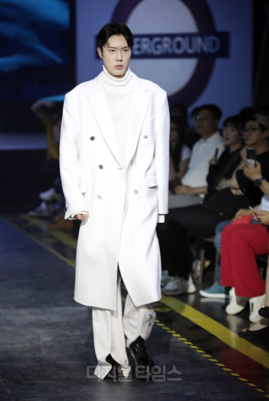 니치투나잇-서경대 패션쇼, 감성있는 무대(5).jpg