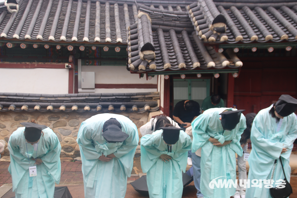 [특별기획] 차(茶)와 예(禮), 여유와 평화, 영월향교에 담겼다(6).jpg