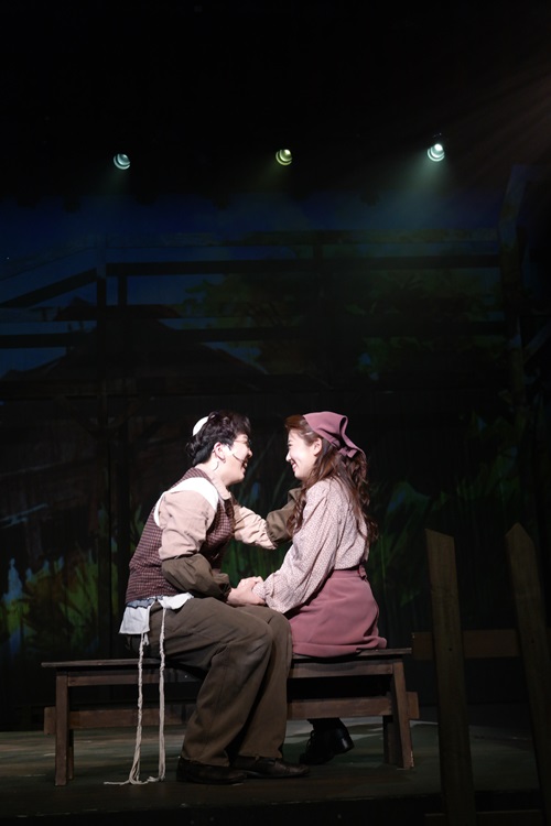 뮤지컬 지붕위의 바이올린 공연사진(8).JPG