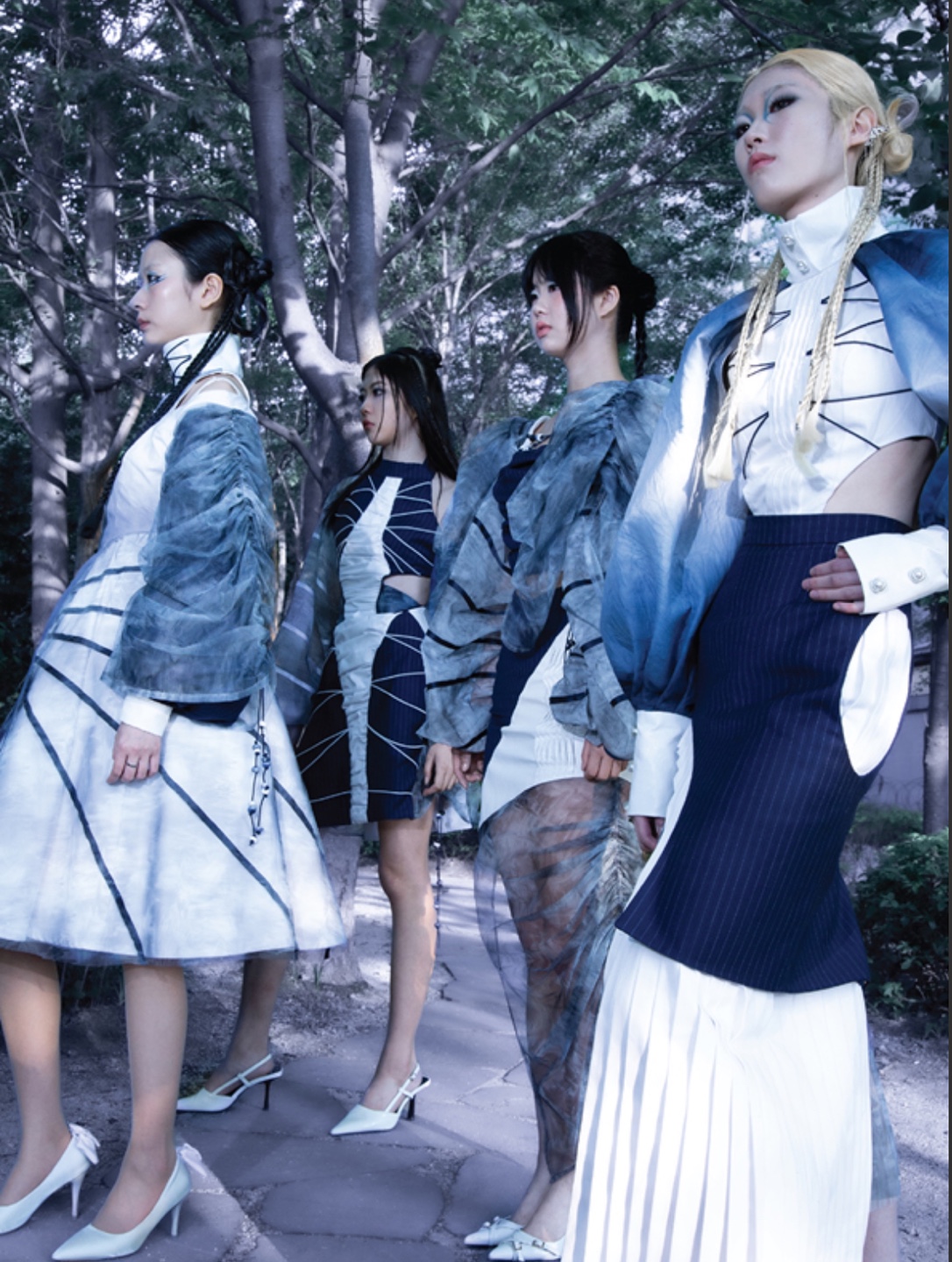 서경대학교 공연예술학부 무대패션전공 2025 HUB 19 ‘No Answer The identity of ‘I’’ 성료…졸업준비위원장 무대패션전공 김지윤 학우 인터뷰(5).jpg