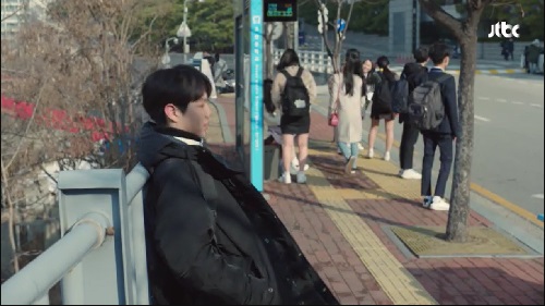 부부의 세계 _ 서경대 정문 3.jpg