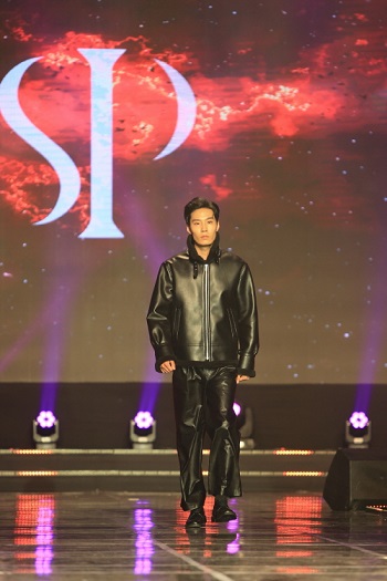 가을을 오롯이 담은 서경대 모델S…“MZ+시니어, 세대 아우른 예술혼”(4).jpg