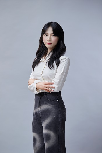 디자인학부 생활문화디자인 전공 정채연 학우.jpg