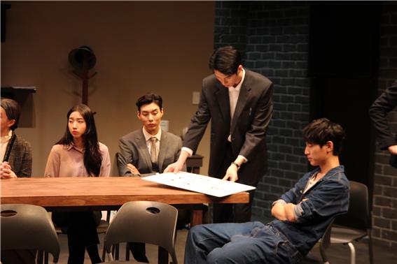 12인의 성난 사람들 12.jpg