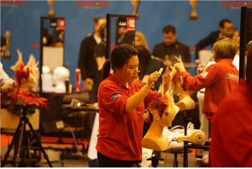 OMC HAIR WORLD 10.jpg