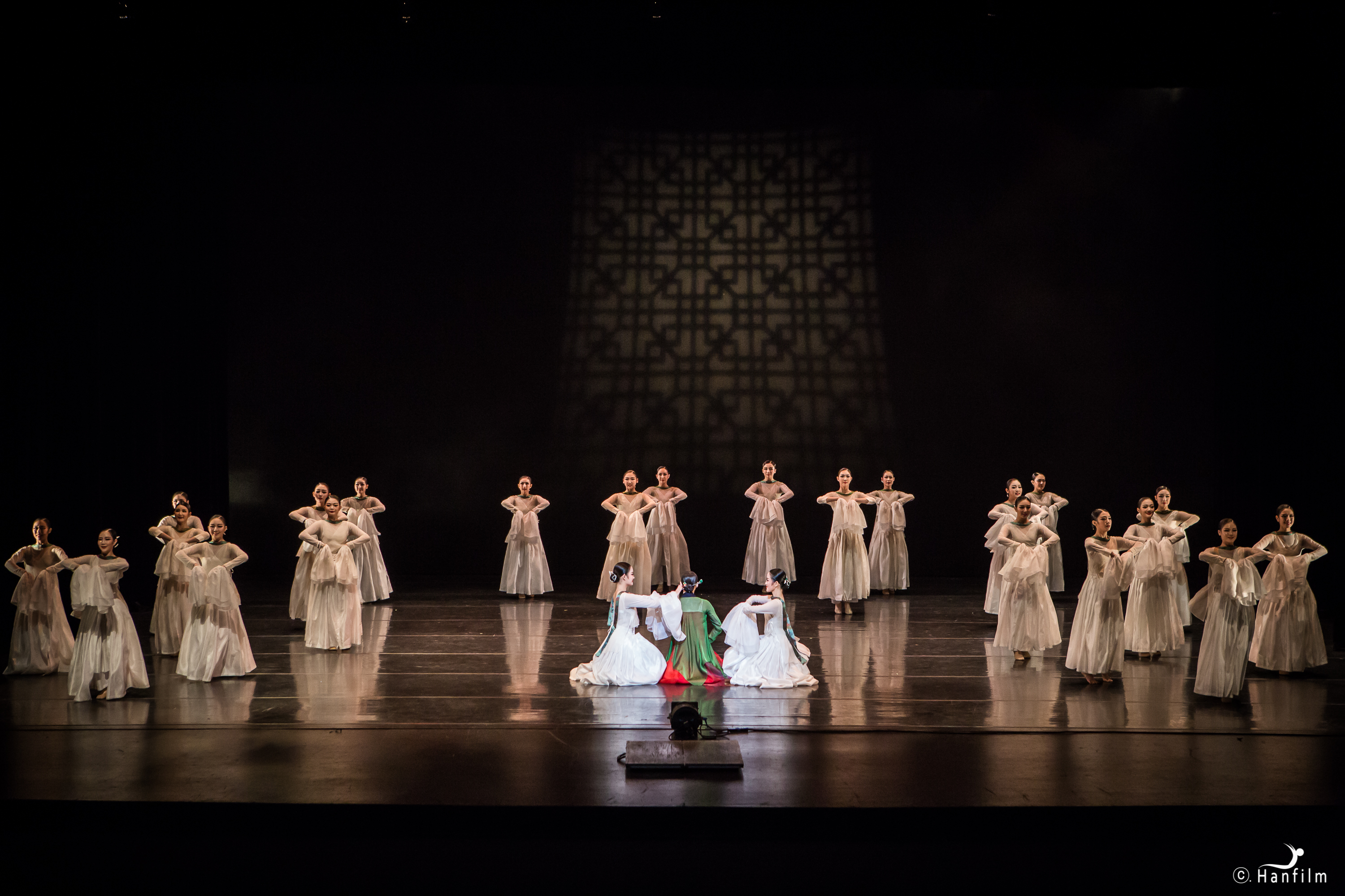 서경대학교 무용예술학부 한국무용전공 재학생들, (사)대한무용협회 주최 ‘제45회 대학무용축제’ 참가 (2).JPG