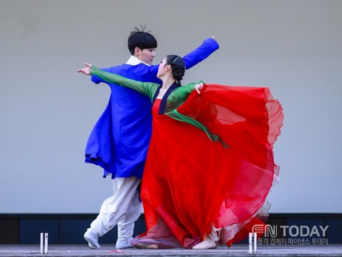 '춘향' 사진2.jpg