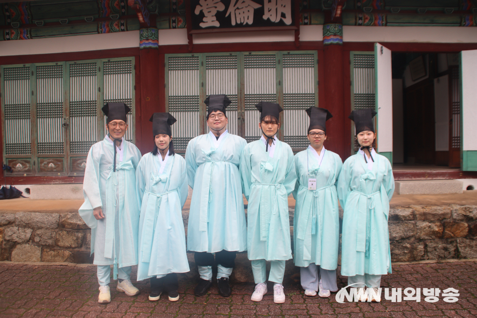 [특별기획] 차(茶)와 예(禮), 여유와 평화, 영월향교에 담겼다(5).jpg