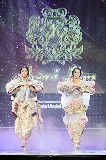 모델의 아틀리에 (5).jpg