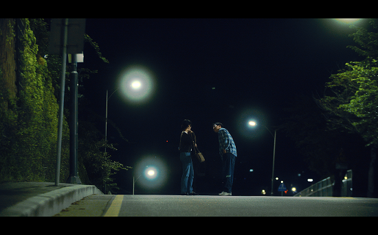 병풍, 너머 스틸컷.png