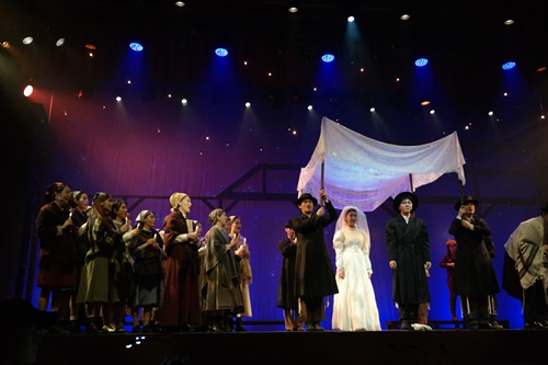 뮤지컬 지붕위의 바이올린 공연사진(6).JPG