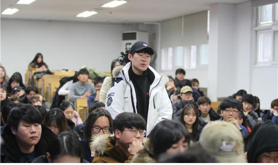 주한일본대사관 공보문화원장 강연회3.jpg