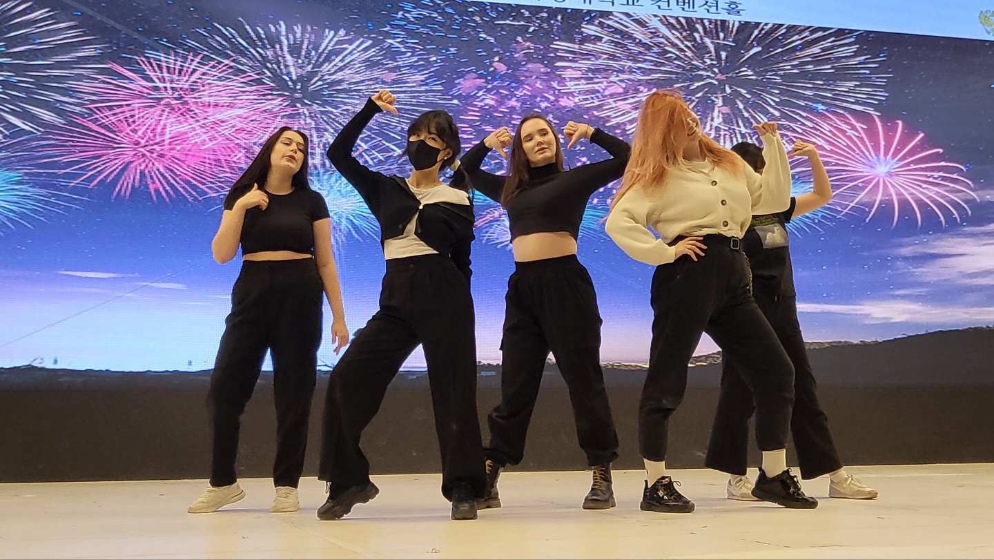 서경대학교 글로벌비즈니스어학부 노어전공 개설 30주년 기념 ‘제2회 한·러 청년문화교류포럼’ 성황리에 개최3.jpeg