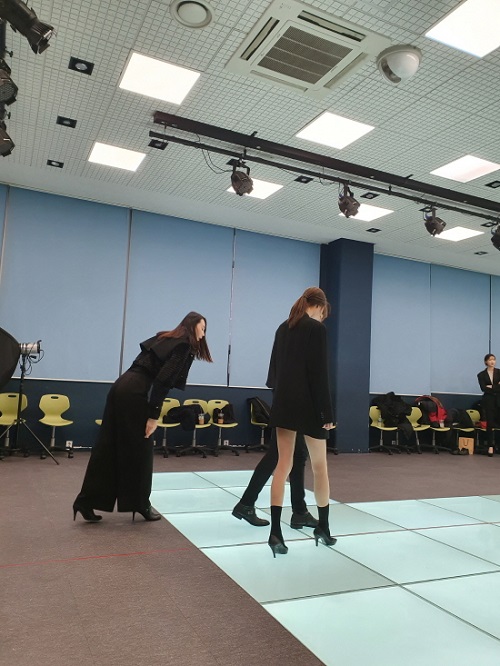 모델의 아틀리에 (2).jpg