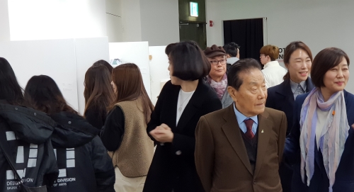 디자인학부 생활문화디자인전공 졸업전시회(3).jpg