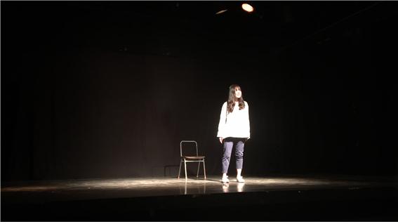 ‘연기를 사랑하는 패거리’5.jpg