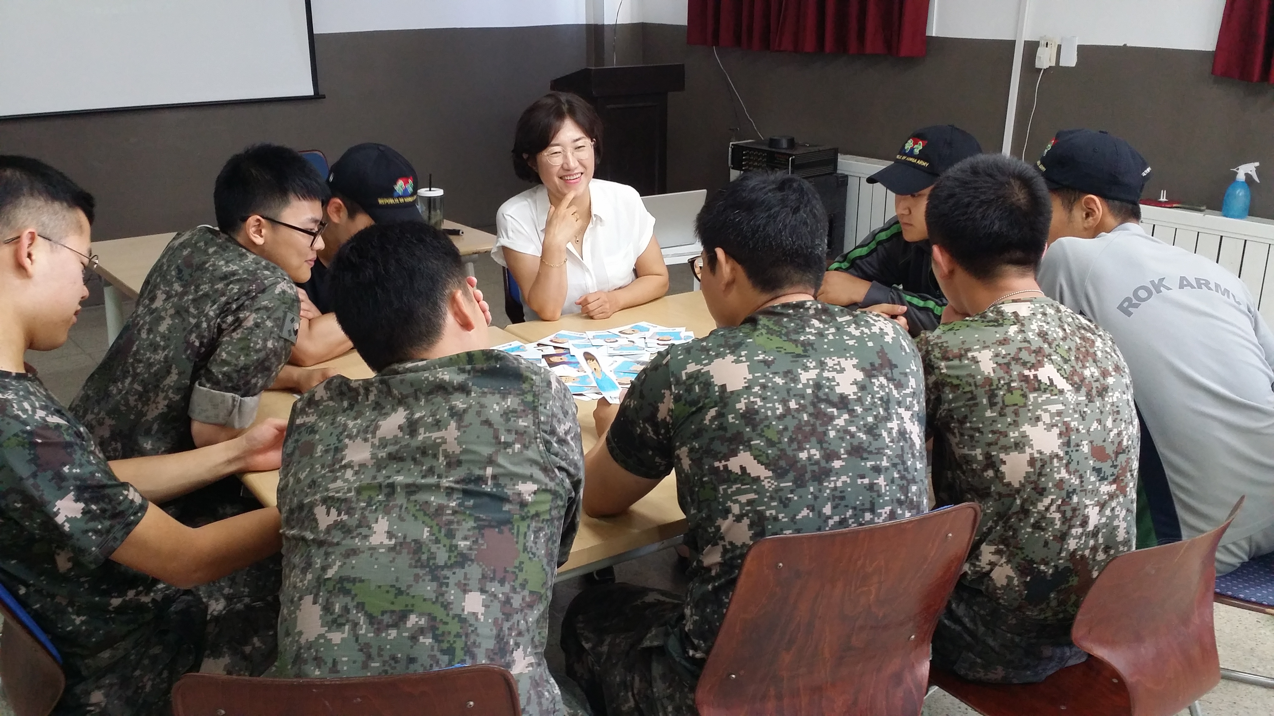 2018 인생나눔교실 멘토링 모습1.jpg