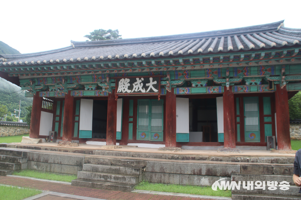 [특별기획] 차(茶)와 예(禮), 여유와 평화, 영월향교에 담겼다(2).jpg