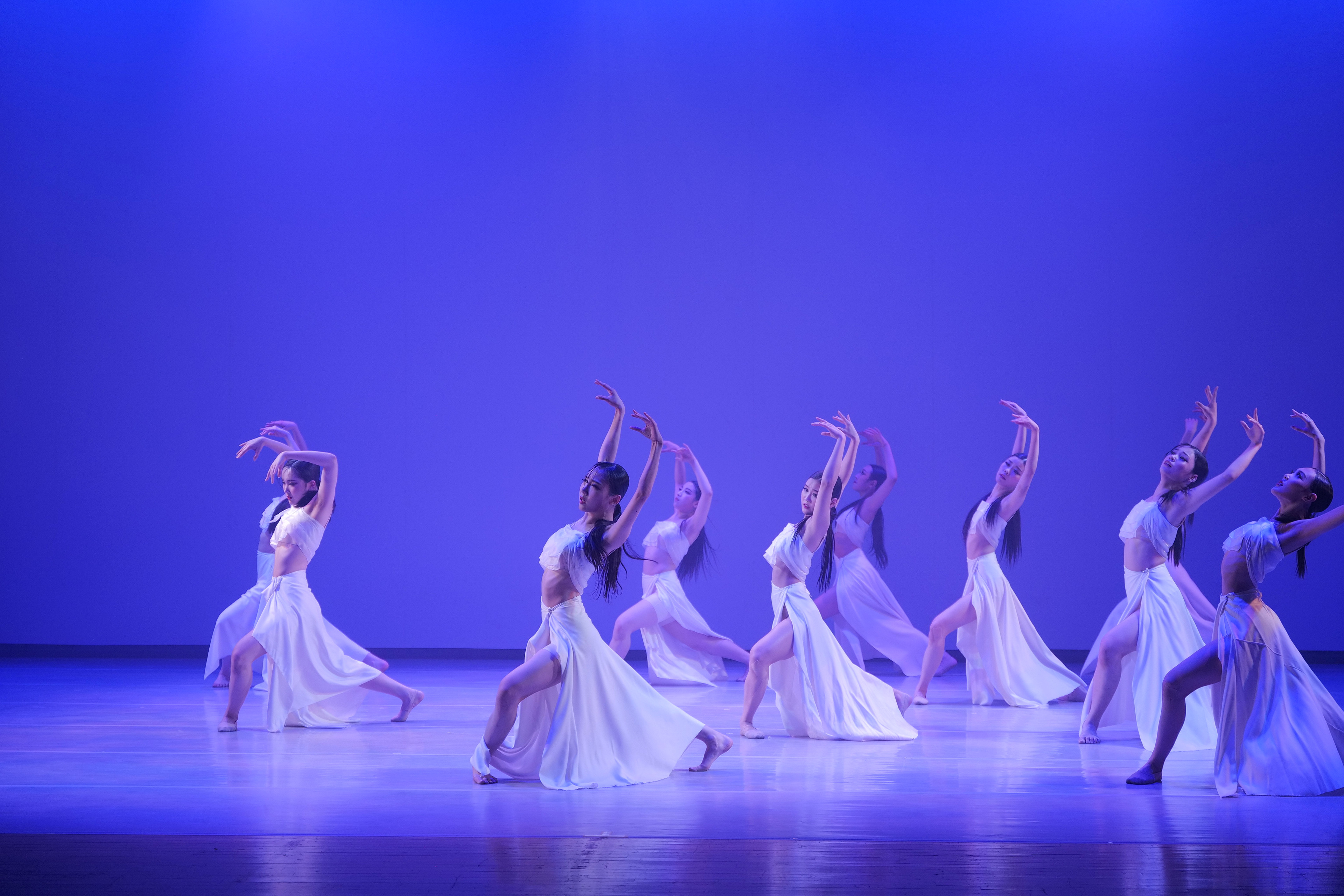 서경대학교 무용예술학부 한국무용전공 재학생들, (사)보훈무용예술협회 주최 ‘2024 보훈무용제-우리춤 전시회’ 및 (사)한국춤협회 주최 ‘2024 춤&판 고무신 춤축제’ 참가 (2).jpg