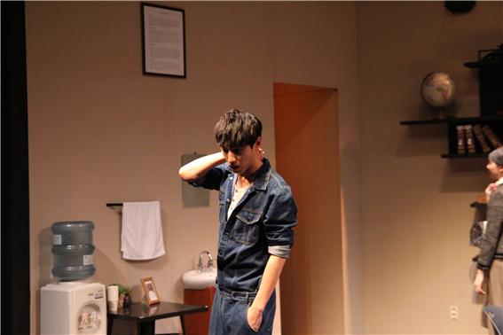 12인의 성난 사람들 4.jpg