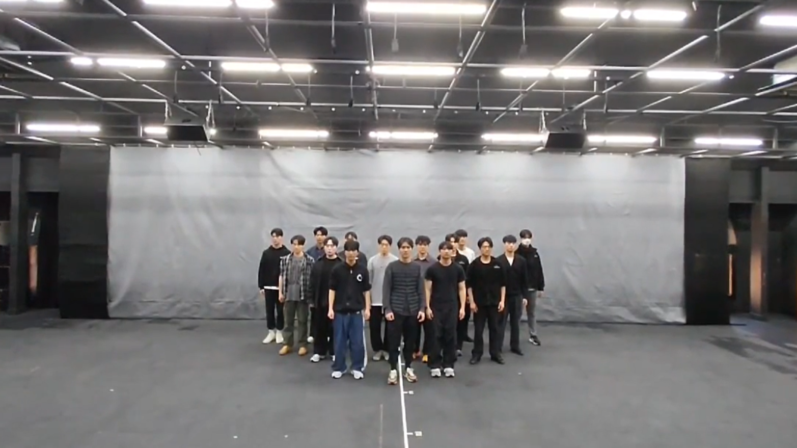 서경대학교 공연예술학부 뮤지컬전공, 3.1절 타종행사에서 ‘영웅’ 공연 선보여…주인공 ‘안중근’ 역 이정우 학우 인터뷰(3).png