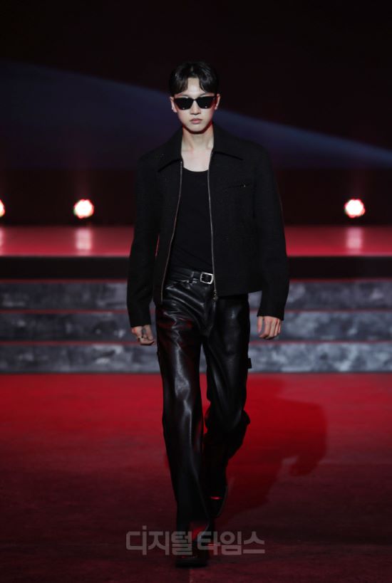 새비지-서경대 패션쇼 자연스럽고 자유분방한 무대(5).jpg