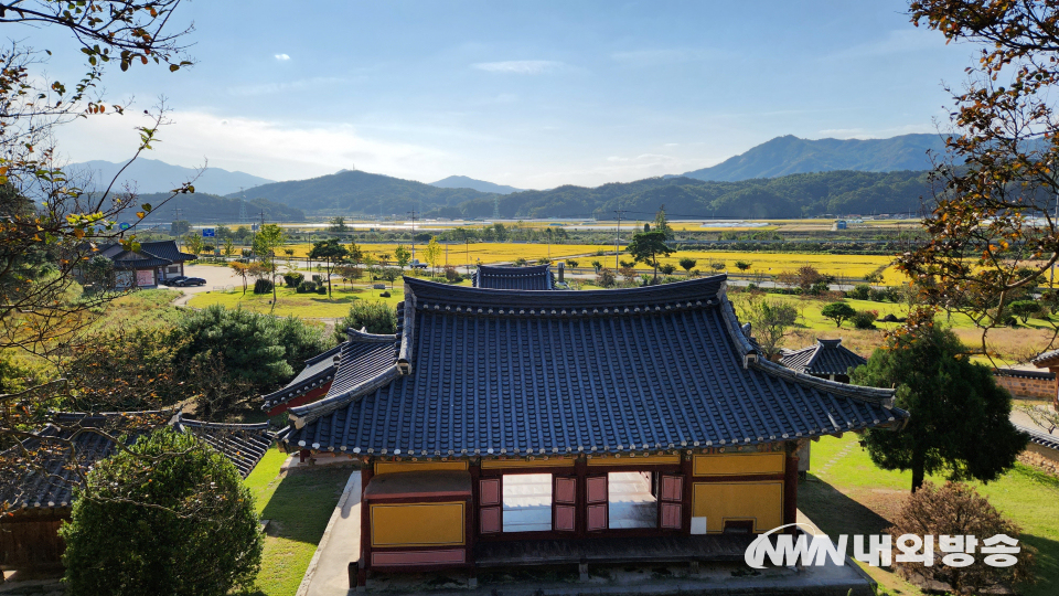 신춘 인터뷰 무한한 콘텐츠의 보물 창고, 향교·서원은 참어른을 만드는 학교다(4).jpg