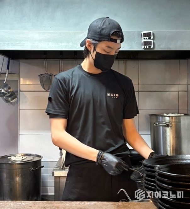 [르포] ‘K-모델, CEO 서윤우’…‘꿈을 요리하다” (2).jpg