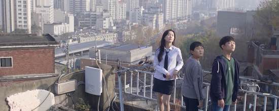 상영작 '벌들' 스틸컷.jpeg