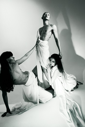 서경대 젊은 남녀모델이 창조한 그 소름돋는 파라독스(2).jpg