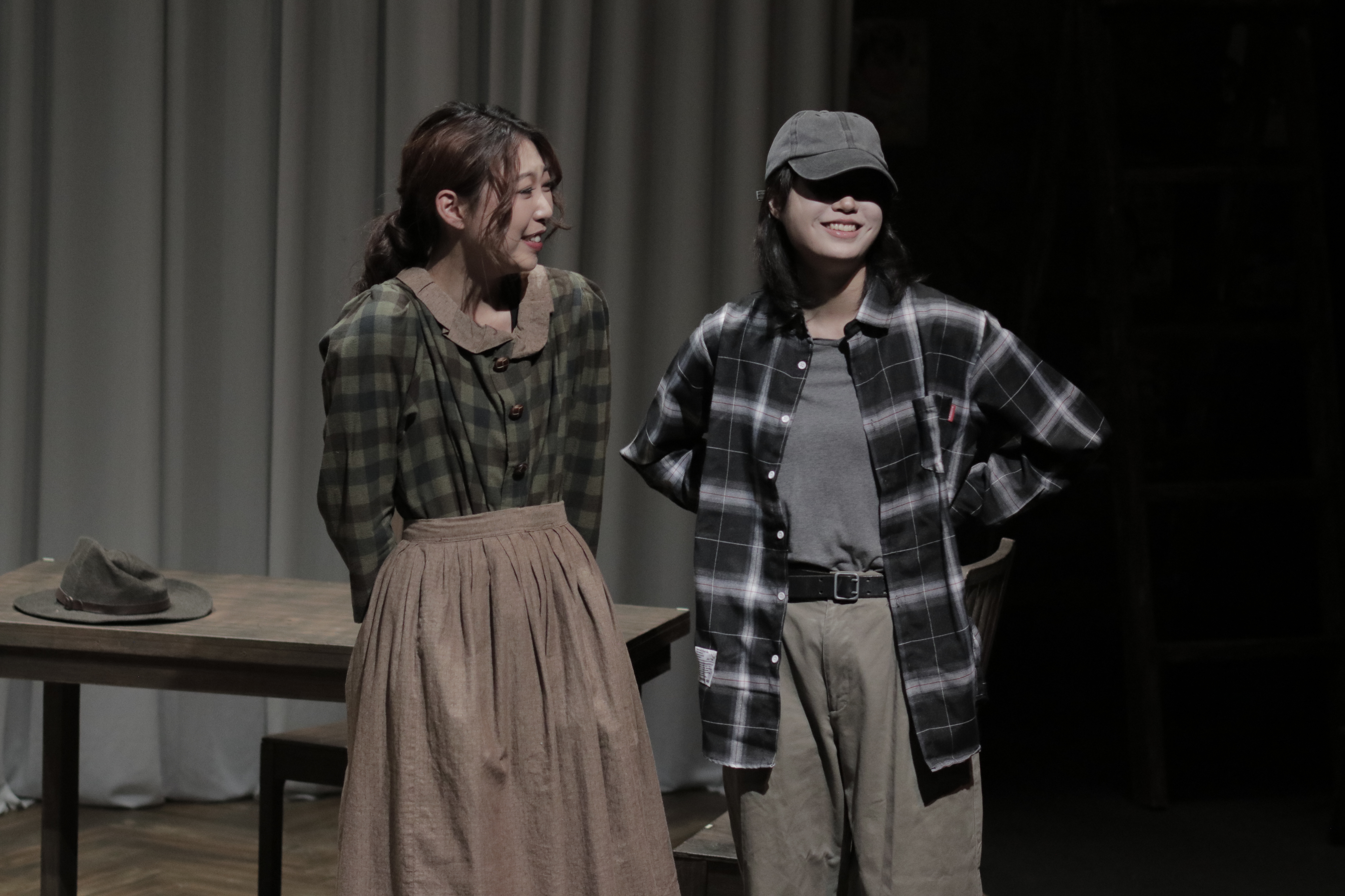 서경대학교 공연예술학부 2025 통합형 공연예술 창의융합인재 양성 프로그램 · 서경대학교 공연예술학부 2025학년도 1학기 모델연기 워크숍 연극 ‘체홉 단막극장’ 성황리에 올려져··· 각·연출 박인지 학우 인터뷰 (4).jpg