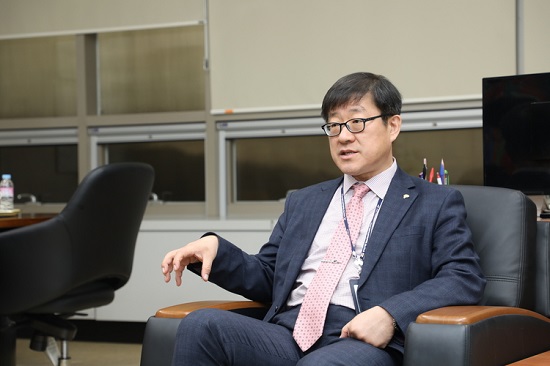 서울대학교 중어중문학과 이강재 교수..jpg