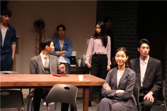 12인의 성난 사람들 5.jpg