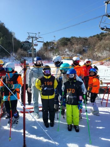 제2회 서경대학교 총장배 웰리힐리 인터내셔널 스키대회 성료(5).jpg