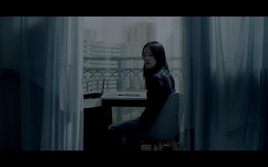 엄니 스틸컷.png