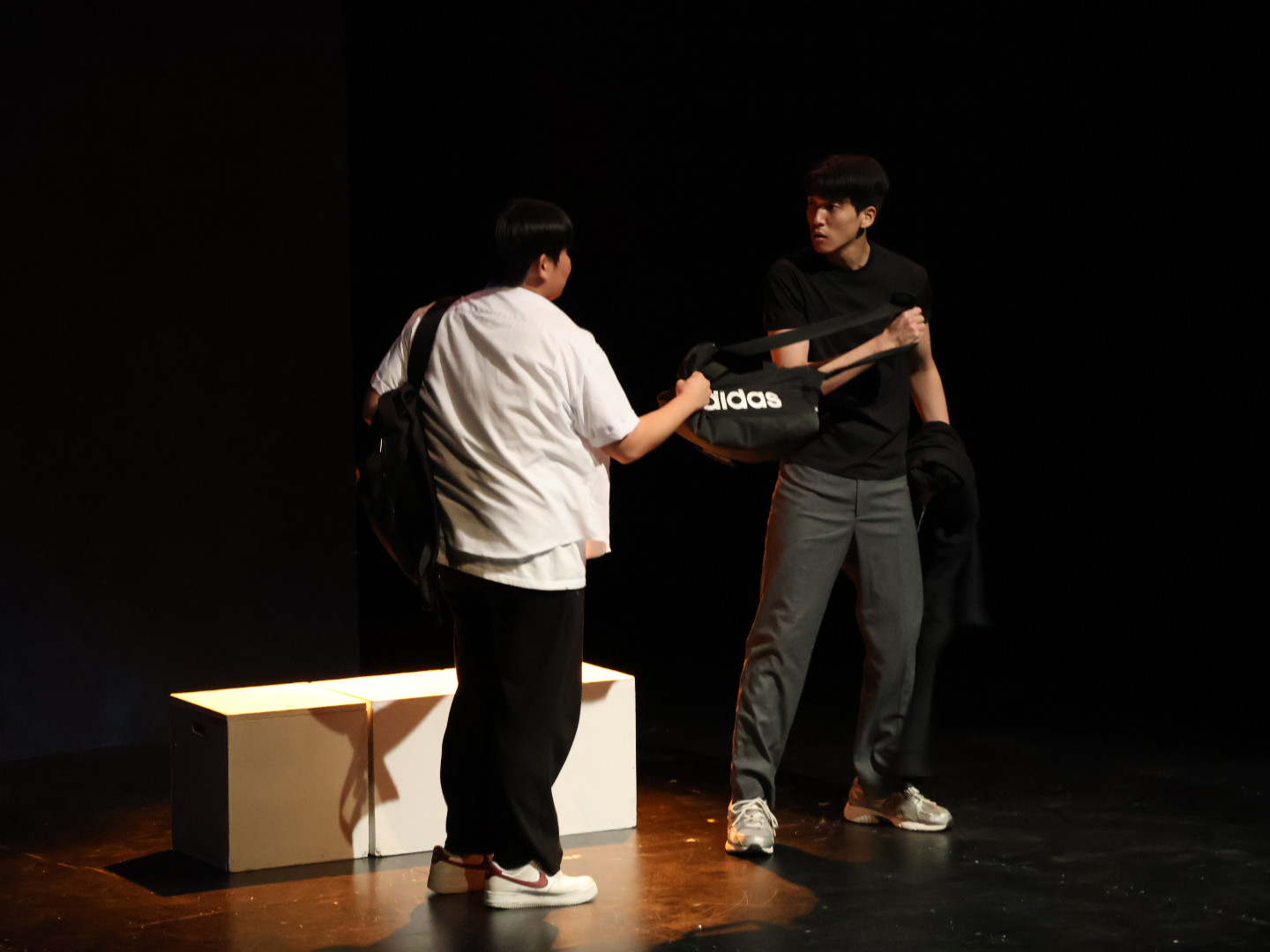 서경대학교 공연예술학부 학습자 주도형 프로젝트 수중발레(3).jpg