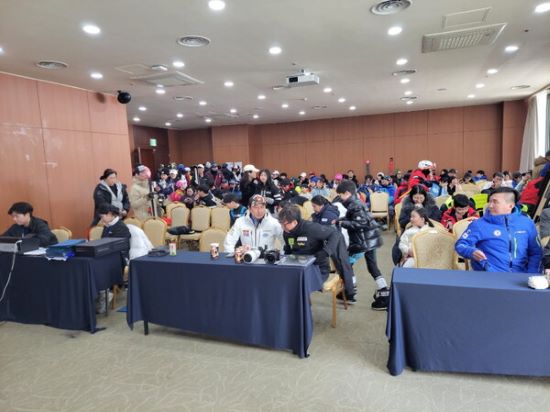 제2회 서경대학교 총장배 웰리힐리 인터내셔널 스키대회 성료(7).jpg