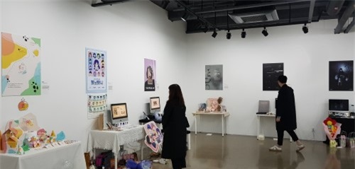 제25회 디자인학부 졸업작품전 [리트머스 展] (8).jpg