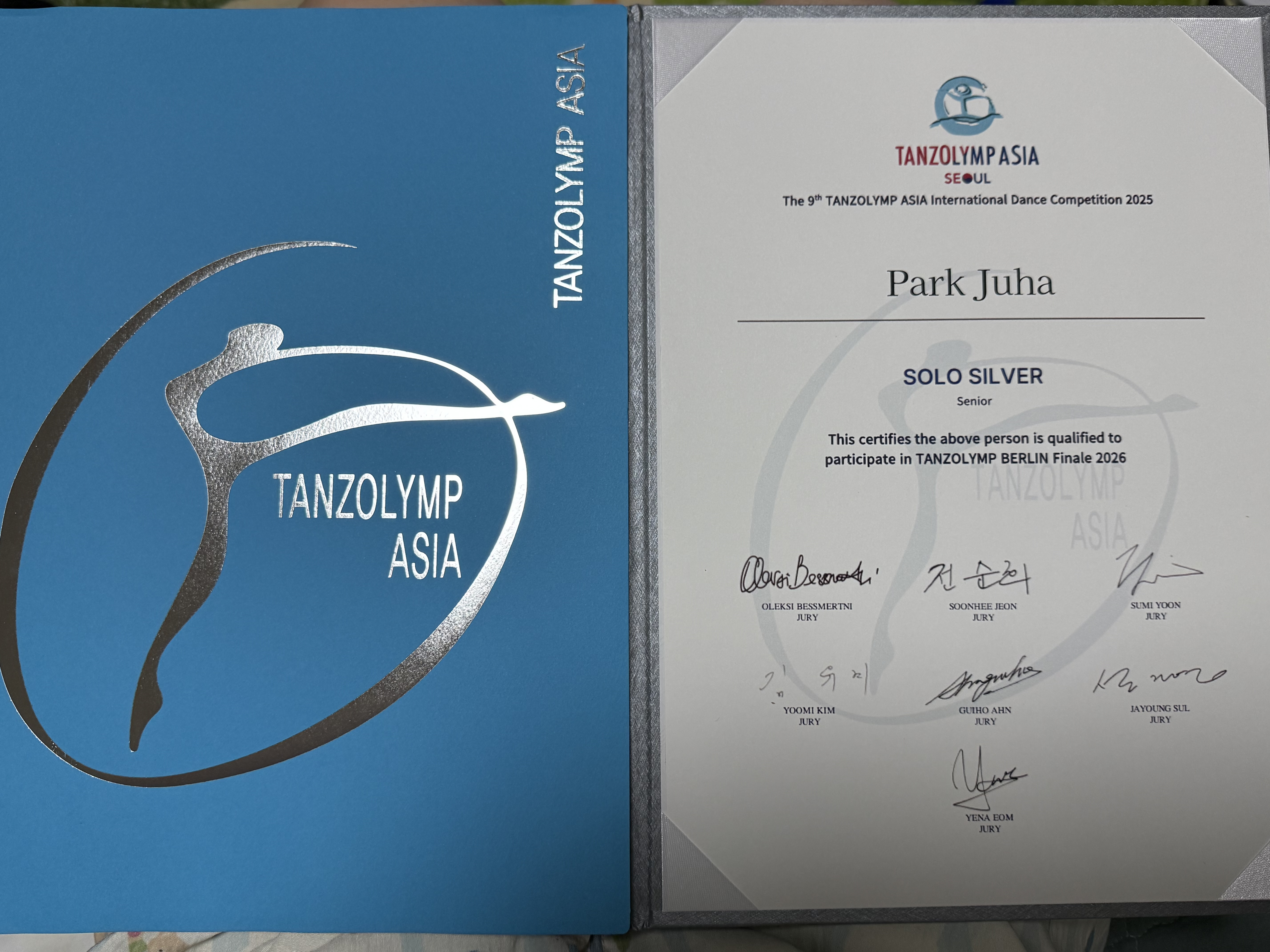 서경대학교 무용예술학부 한국무용전공 재학생, 탄츠올림프 아시아 · 공인법인 백림아트위원회가 주최한 ‘제9회 탄츠올림프 국제 무용콩쿠르’에 참가해 ‘금상’ ‘은상’ ‘동상’을 잇따라 수상하는 등 우수한 성적 거둬(4).png