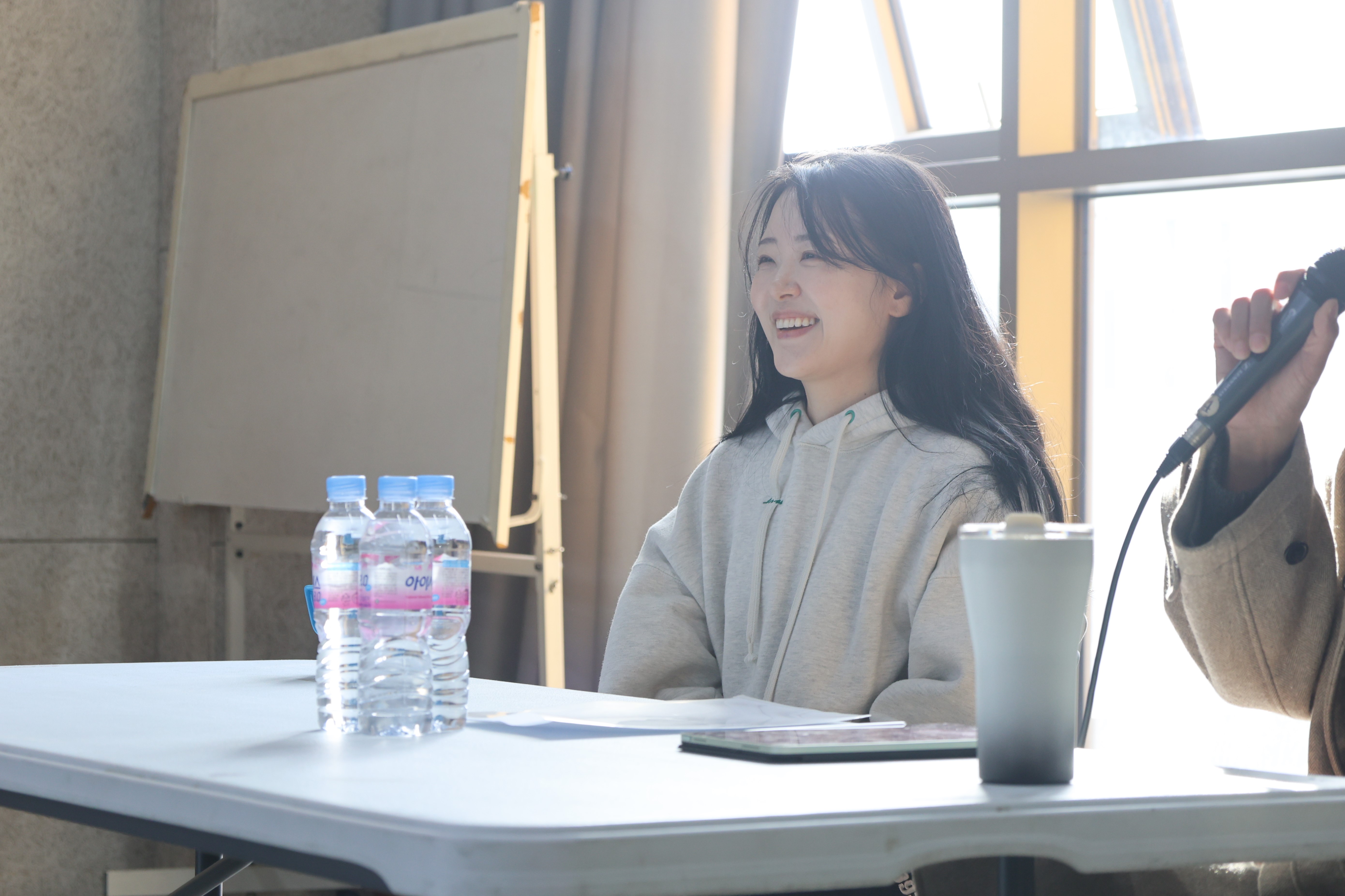 [서경인 인터뷰] 이루다 감독(서경대학교 영화영상학과 졸업생)의 첫 감독작 백수아파트 개봉(2).jpg