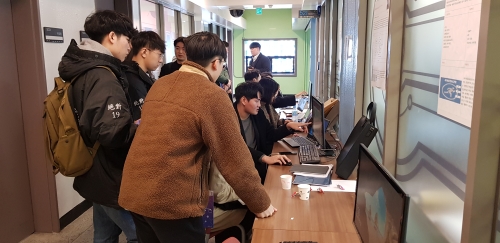 컴퓨터공학과 졸업전시회 (16).jpg