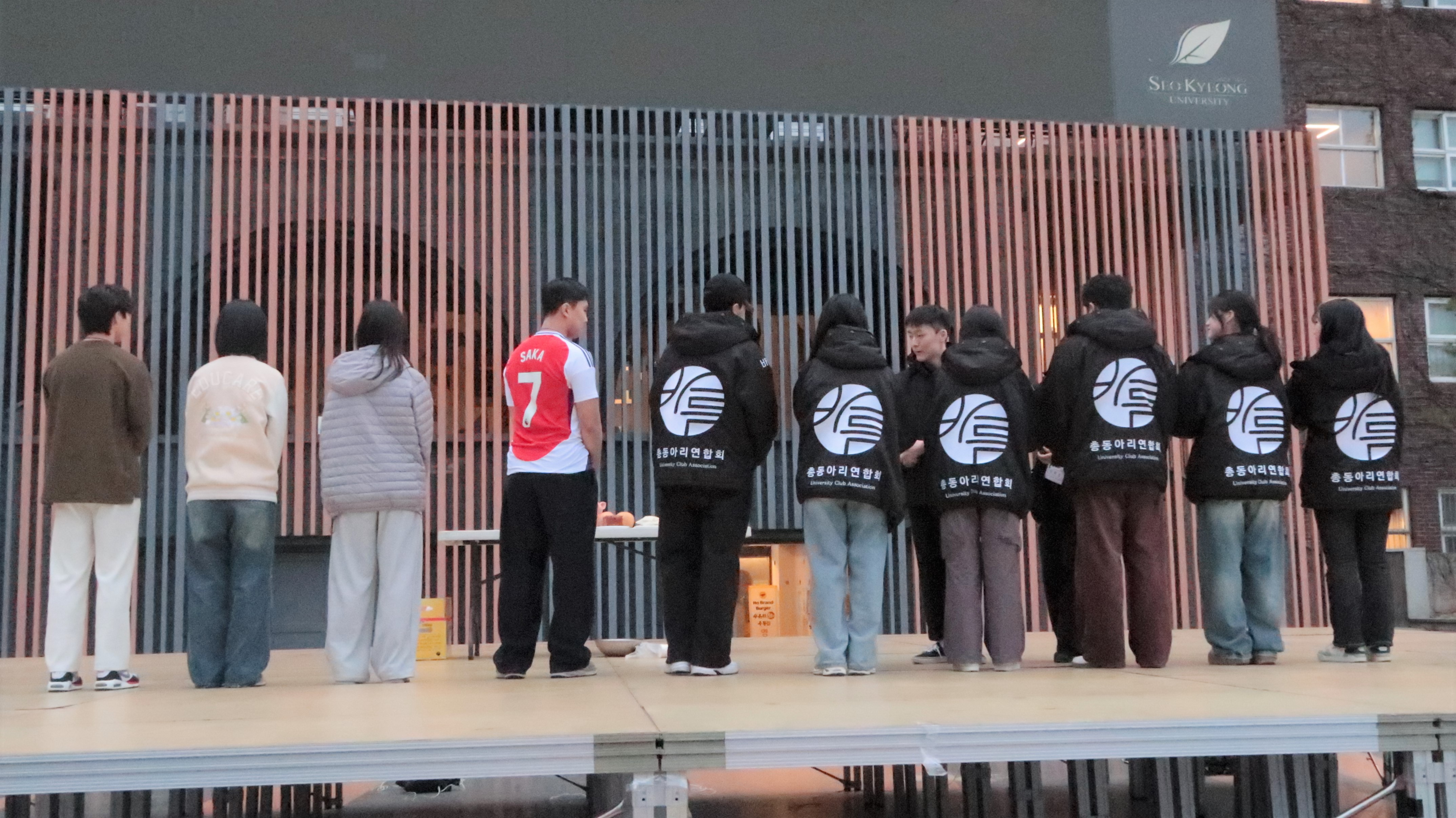 ‘2025학년도 서경대학교 해오름제’, 3월 27일(목) 오후 6시 30분 교내 SKON SQUARE에서 성황리에 열려 (8).jpg