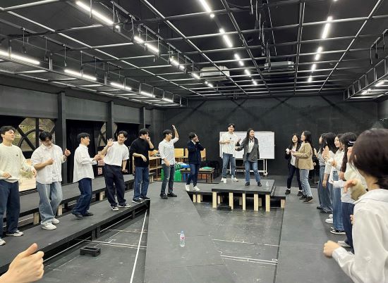 뮤지컬 딜쿠샤 연습장면 (2).jpg