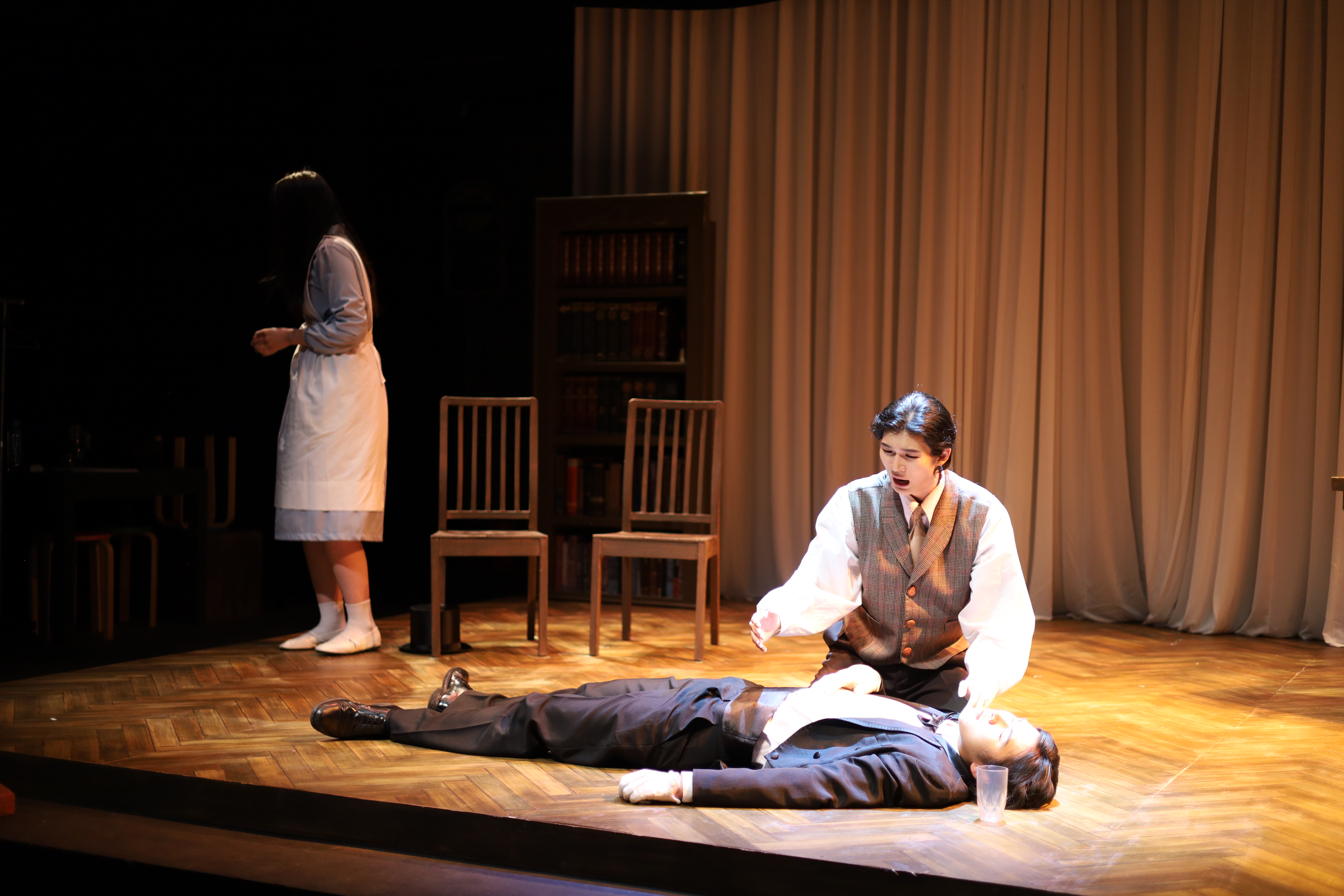 서경대학교 공연예술학부 2025 통합형 공연예술 창의융합인재 양성 프로그램 · 서경대학교 공연예술학부 2025학년도 1학기 모델연기 워크숍 연극 ‘체홉 단막극장’ 성황리에 올려져··· 각·연출 박인지 학우 인터뷰 (6).jpg