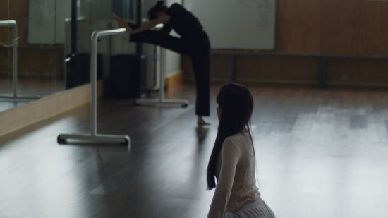 험담의 화살 스틸컷 (1).jpg